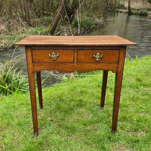 Load image into Gallery viewer, elegant-elm-side-table-wonderful-splayed-square-tapered-legs-early-19th-century-two-short-drawers-original-brass-handles-shapes-frieze-influence-shaker-design-attractive-excellent-condition-for-sale-damon-blandford-antiques-american-shape-form-cotswolds-interior-home-cottage-country-vernacular-regional