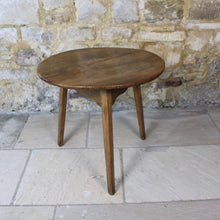 Load image into Gallery viewer, good-george-III-ash-cricket-table-elegant-proportions-two-plank-top-shaped-frieze-tapering-legs-long-term-private-ownership-welford-on-avon-beautifully-figured-timber-excellent-colour-natural-patination-very-attractive-versatile-heavy-well-constructed-magnificent-period-contemporary-english-circa-1780-for-sale-damon-blandford-antiques-stroud-stow-on-the-wold-regional-furniture-cotswolds-interiors