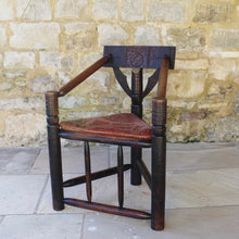 Load image into Gallery viewer, superb-copy-of-the-old-saxon-chair-lord-leycester's-hospital-warwick-engraved-brass-plate-commemoration-warwick-pageant-1906-victorian-chair-maker-john-starkey-excelleot-condition-warwick-carvers-for-sale-damon-blandford-antiques-stroud-stow-on-the-wold