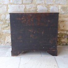 Load image into Gallery viewer, good-early-georgian-cross-banded-walnut-chest-four-graduated-drawers-moulded-veneered-top-four-long-graduated-drawers-highly-figured-book-matched-walnut-lined-in-oak-bracket-feet-really-attractive-honest-condition-excellent-proportions-useful-storage-enhance-aesthetic-appeal-for-sale-damon-blandford-antiques-stroud-gloucestershire-cotswolds-interior-design-early-english-furniture