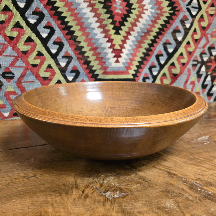 large-19th-century-turned-sycamore-dairy-bowl-good-colour-excellent-condition-lovely-example-excellent-fruit-bowl-contemporary-period-home-workplace-for-sale-damon-blandford-antiques-cotswolds