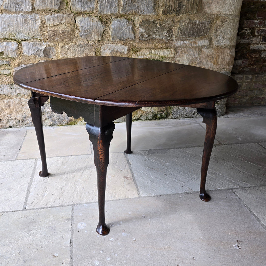 good-early-georgian-drop-leaf-table-excellent-colour-oval-top-decorative-shaped-freeze-cabriole-legs-pad-feet-compact-size-dinning-table-four-people-versatile-design-sofa-side-table-excellent-condition-for-sale-damon-blandford-antiques-cotswolds
