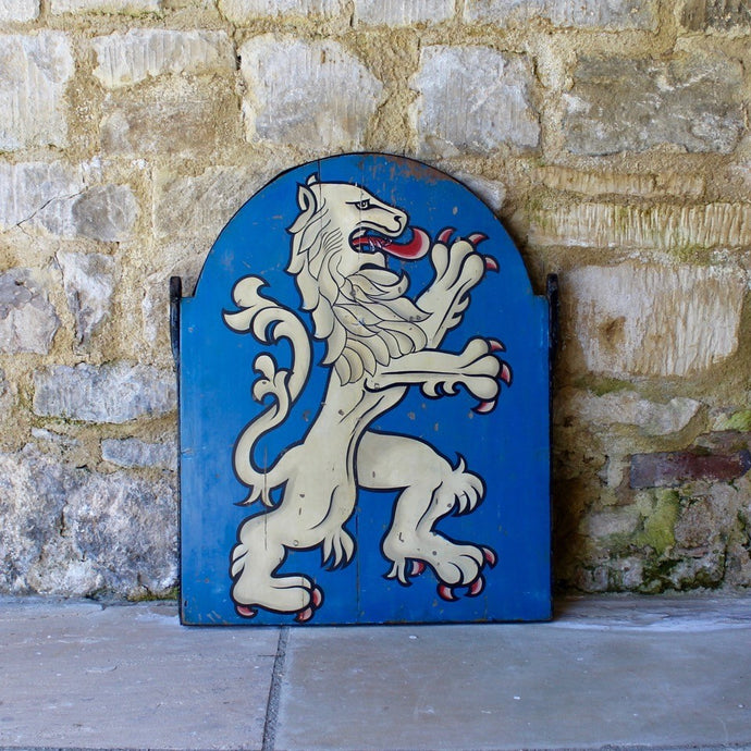 pub-public-house-sign-antique-vintage-painted-white-lion-blacksmith-metal-wooden-decorative-edward-IV