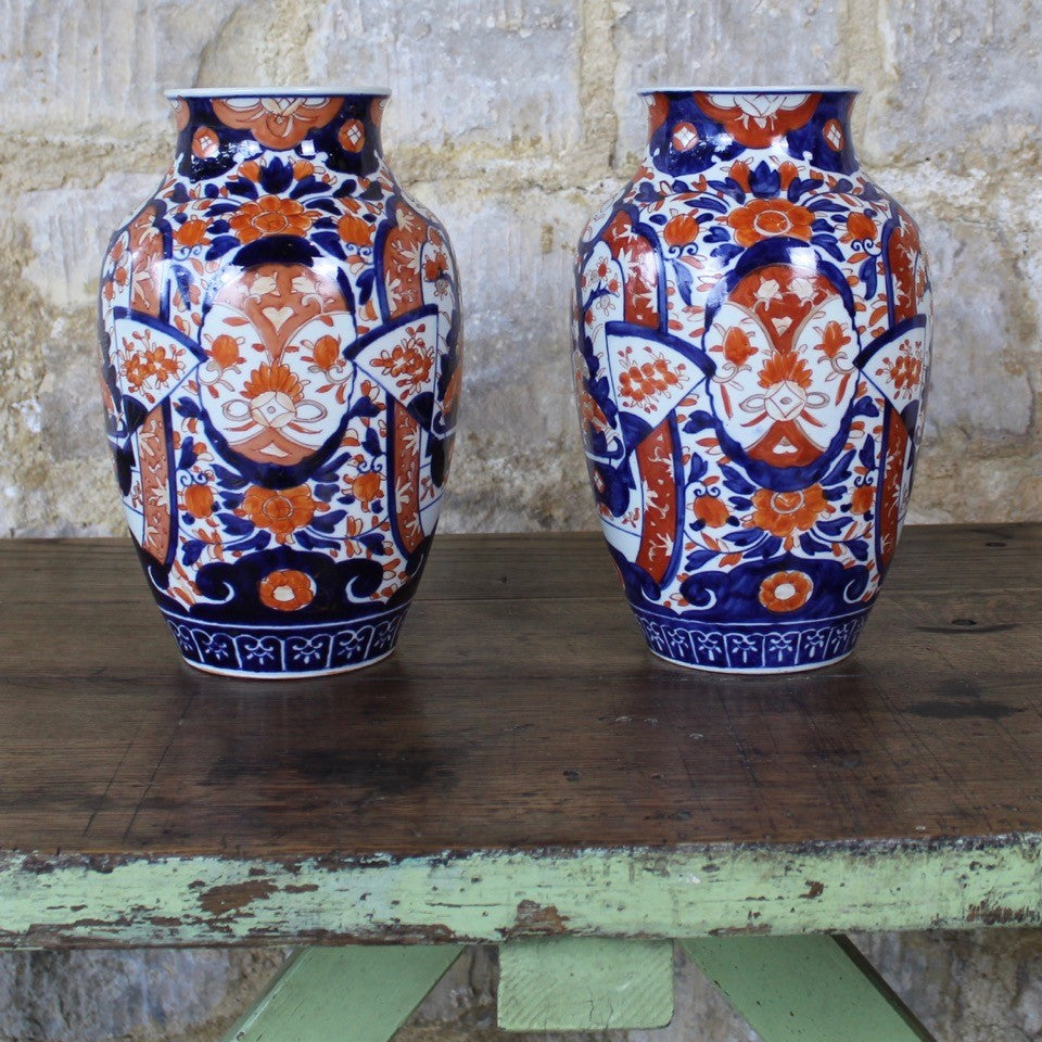 very-nice-pair-Imari-vases-fourth-quarter-19th-Century-beautifully-decorated-all-over-foliate-design-red-blue-glazes-white-ground-retaining-excellent-colour-excellent-condition-damon-blandford-antiques-for-sale-stroud-gloucestershire-cotswolds-country-house-interior-design-decoration