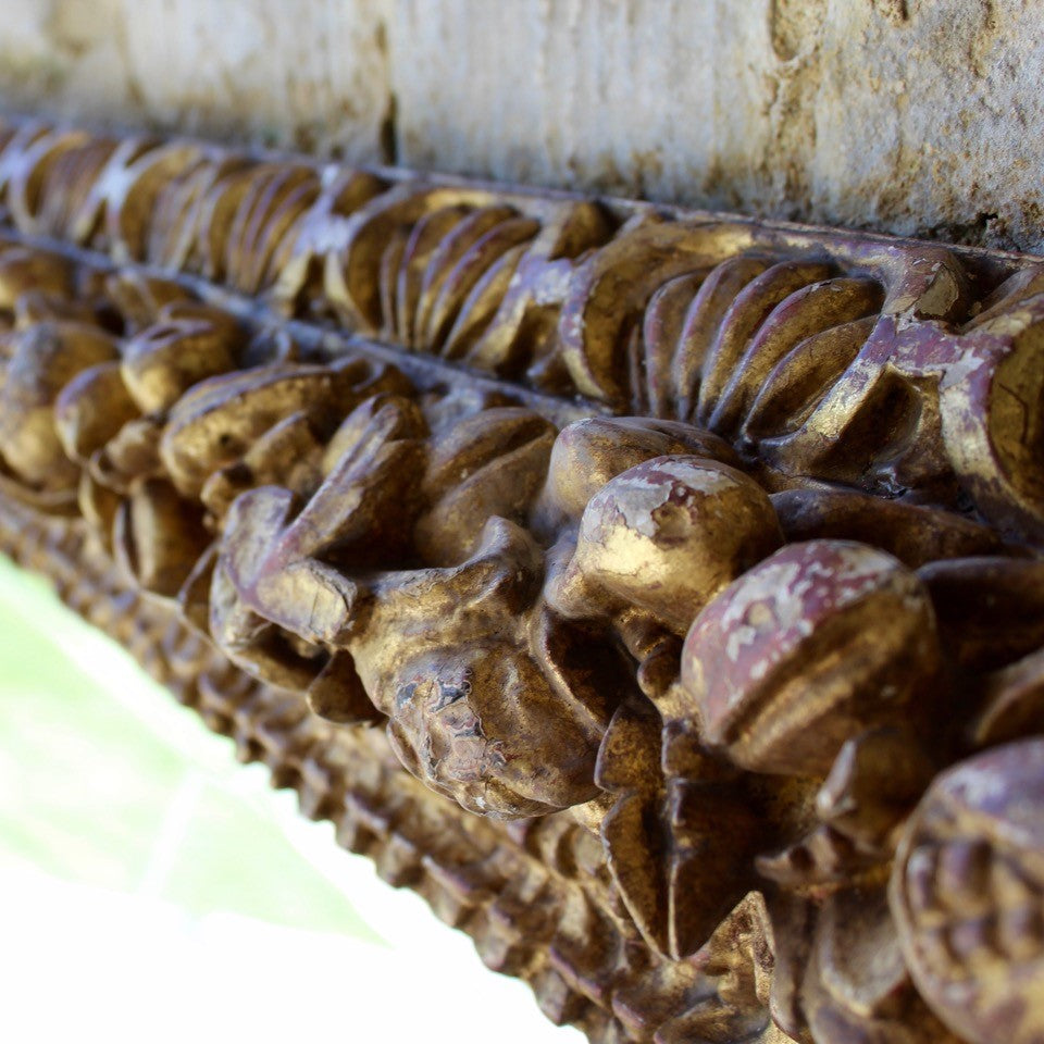 spanish-italian- renaissance- frame-garland-fruit-foliage-carved-deep-relief-pomegranate-grape-vine-acanthus-scallop-shells-mirror-cotswold-gloucestershire-stroud